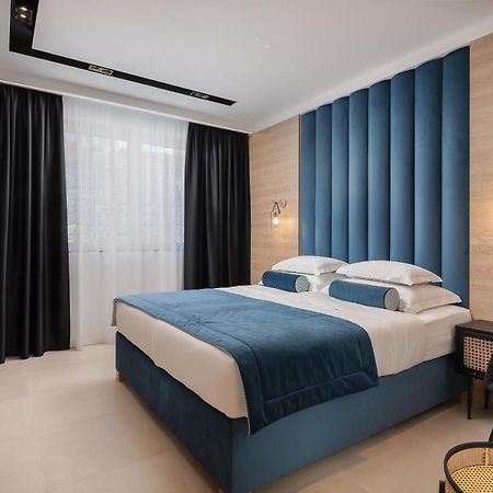 Luxury Rooms Unicus I, Ii, IV สปลิท ภายนอก รูปภาพ