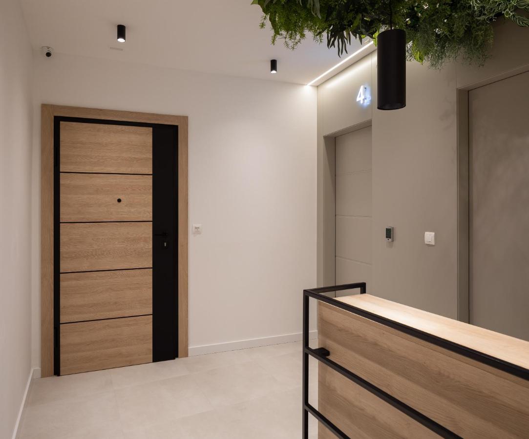 Luxury Rooms Unicus I, Ii, IV สปลิท ภายนอก รูปภาพ