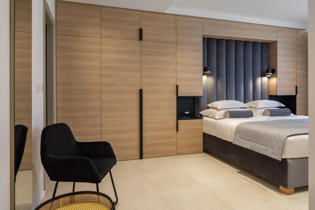 Luxury Rooms Unicus I, Ii, IV สปลิท ภายนอก รูปภาพ